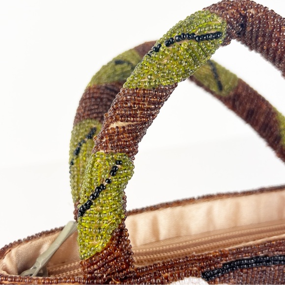 VTG 1990’s Coca Cola Soda Beaded Handbag Purse Beaded Handles Zip Closure - Picture 12 of 13